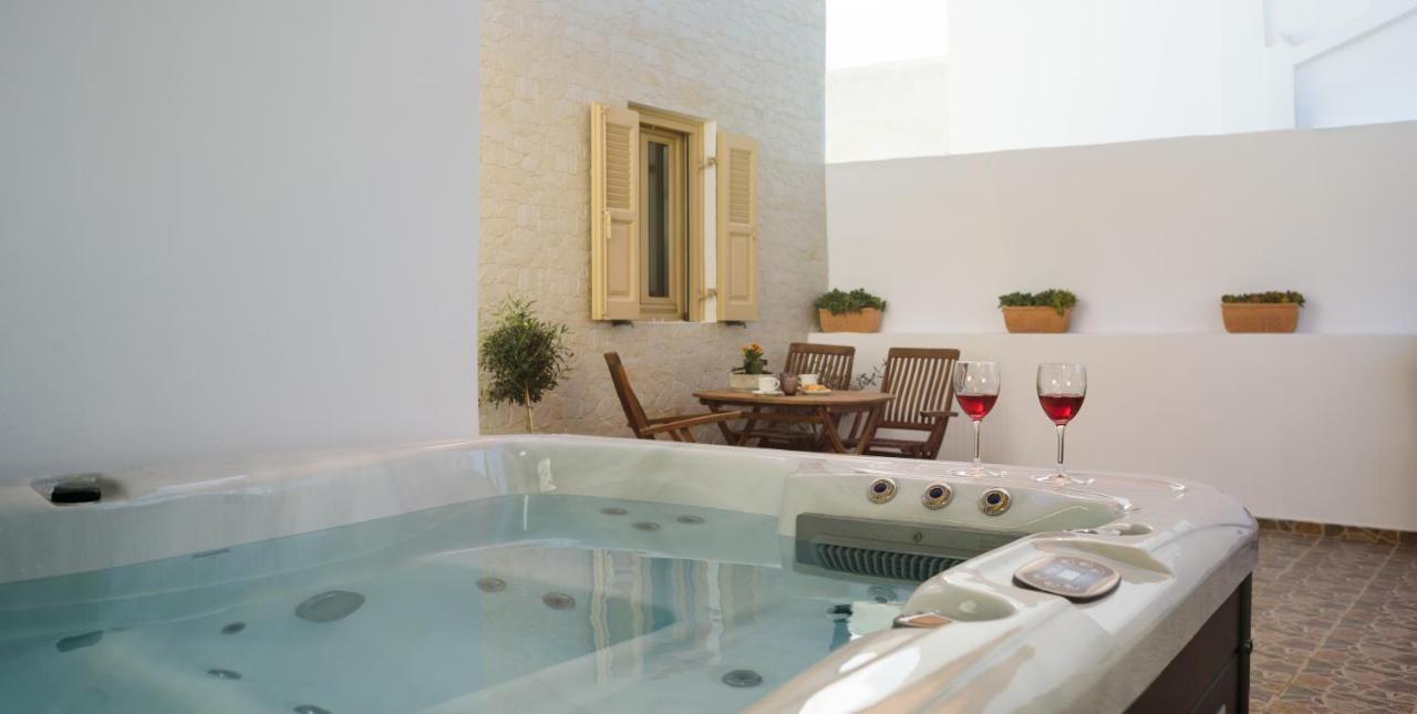 Heart Of Oia - Private House With Jacuzziアパートメント エクステリア 写真