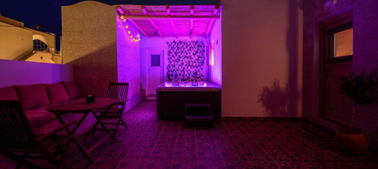 Heart Of Oia - Private House With Jacuzziアパートメント エクステリア 写真