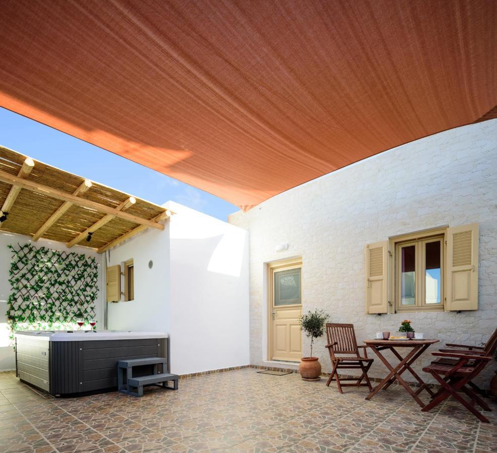 Heart Of Oia - Private House With Jacuzziアパートメント エクステリア 写真